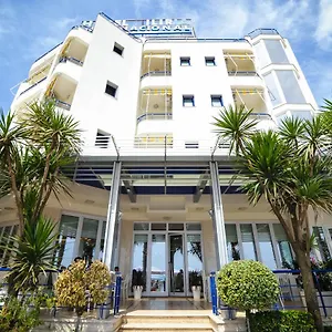 Otel Iliria Internacional, Dıraç